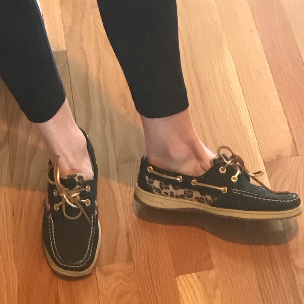 Women’s sperry boat shoes black & leopard size 7.5